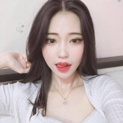 유*